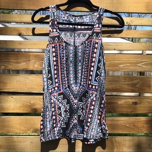 *CLOSET CLEAN OUT* Aztec Patterned Tank 👸🏻